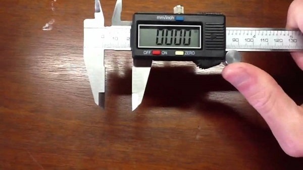 Các lỗi cần tránh khi sử dụng thước cặp Mitutoyo - 1 Các lỗi cần tránh khi sử dụng thước cặp Mitutoyo - 1